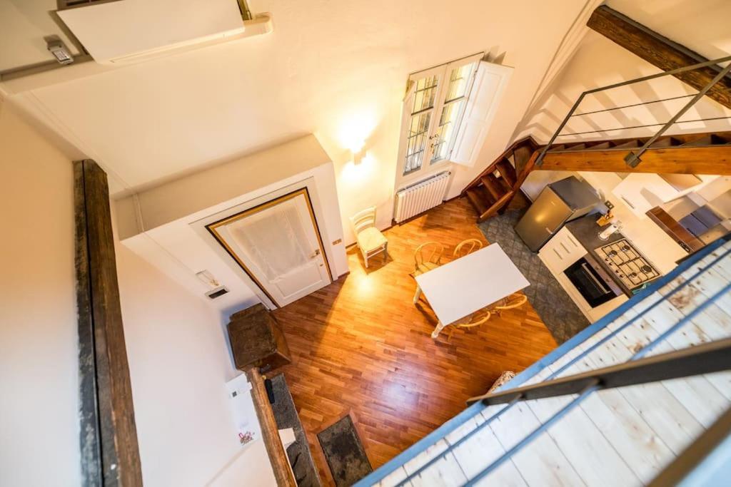 Wonderful Two Floors Apartment Milaan Buitenkant foto