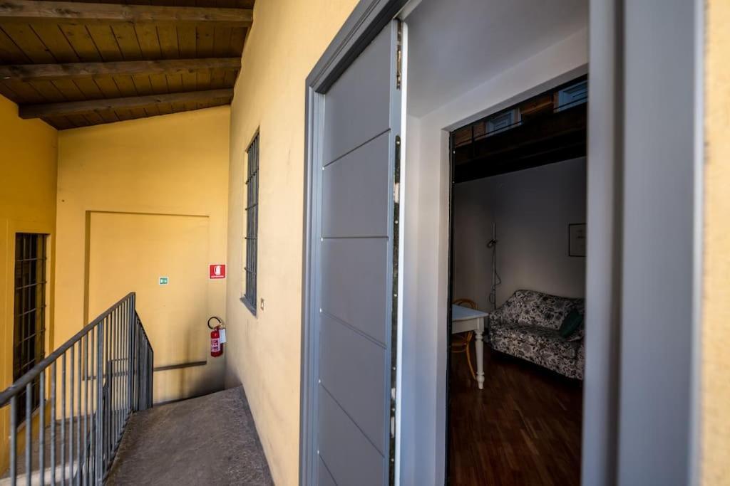 Wonderful Two Floors Apartment Milaan Buitenkant foto
