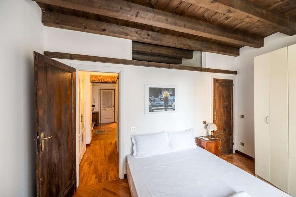 Wonderful Two Floors Apartment Milaan Buitenkant foto